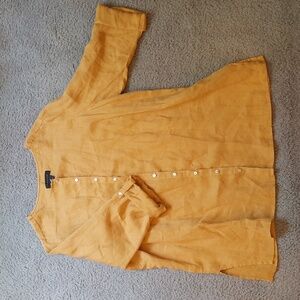 Tahari ~ Women's size 1x ~ Mustard yellow, button up tunic top